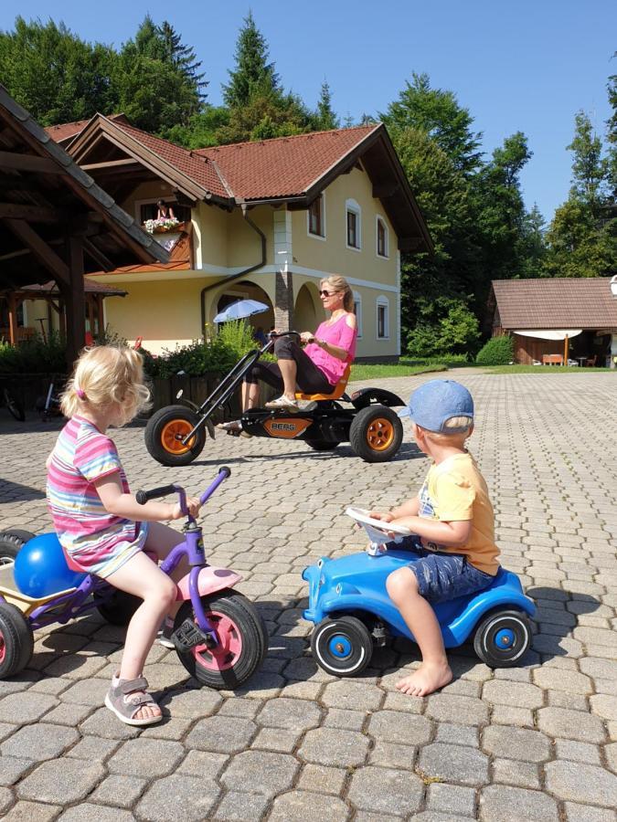 Ferienparadies Truppe Velden am Wörthersee Exteriér fotografie